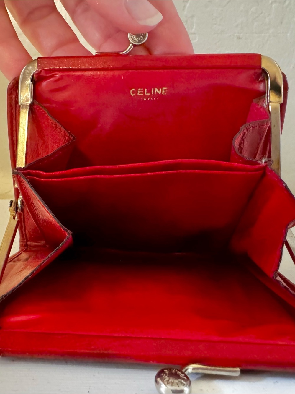 Celine rare Vintage Red Leather Kiss-Lock Wallet coin-purse luxury charming - Picture 11 of 16